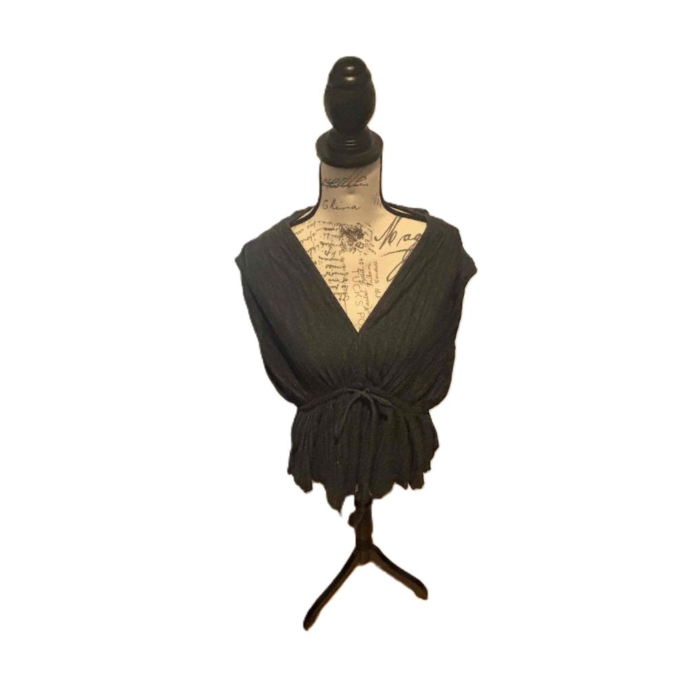 Banana Republic Black Short Sleeve V-Neck Tie Waist Wrap Top Size Medium